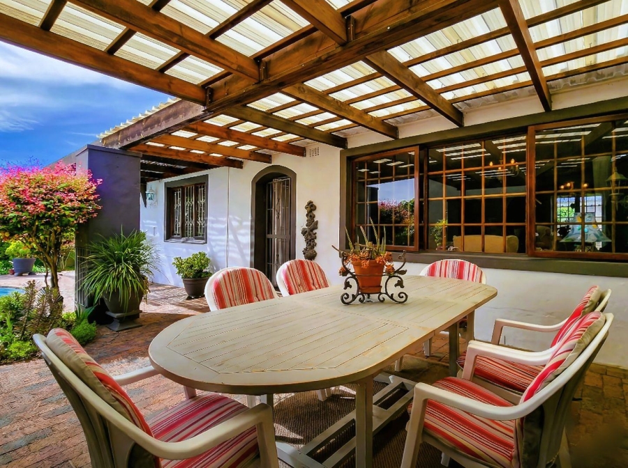 3 Bedroom Property for Sale in Waves Edge Western Cape